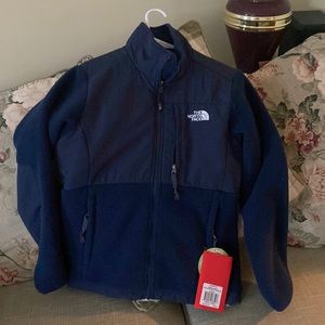 The North Face- NWT Women’s Med. Navy Denali Jacket